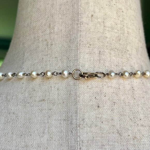 Cultured 5mm Round Pearl Collar Silver Tone Necklace 16" - Picture 3 of 4